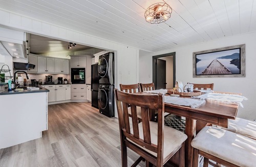 Northern Bruce Peninsula Cabin | Starry Haven: Serene Retreat with Hot Tub