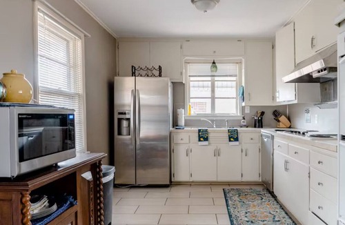 Tulsa House | Starry Night House – Artistic 3BR - Fenced Yard - Midtown Tulsa