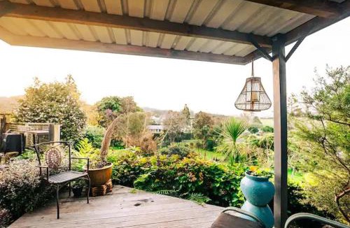 Waikino House | Starry Nights cabin fever