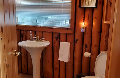 Batchawana Bay Cabin | Starry Ridge Cabin near Agawa Bay