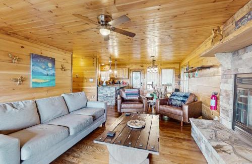Ellijay House | Starry Skies and Fireflies