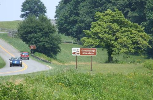Hillsville House | Starry Snug - A Romantic & Relaxing Getaway