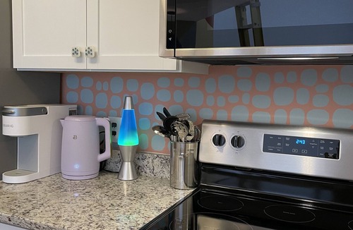 West Hartford Condo | Starship WeHa downtown