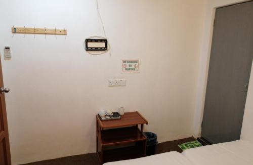 Taman Istana House | StarVilla Kinta River Front Medan Istana