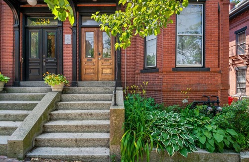 Parkside Apartment | State of Charm | Historic West End Haven