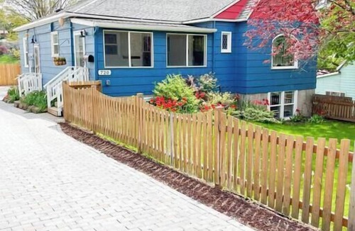 Pullman House | State Street Cottage, 2BR Apt