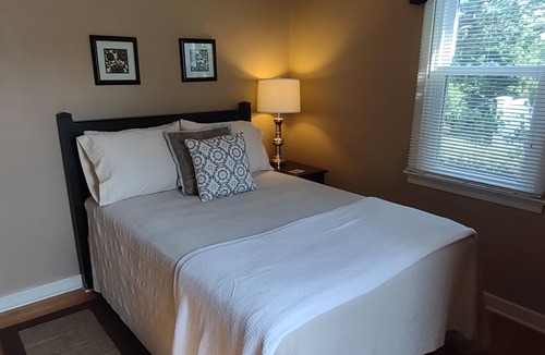 Bethlehem House | Stately, Cozy, Clean 4 Bedroom Cape Cod