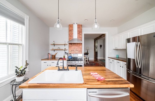 Lynchburg House | Stately Victorian with a Modern Flair