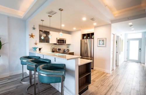 Merritt Island Condo | Stateroom Elite Summa