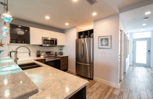 Merritt Island Condo | Stateroom Elite Summa