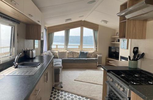 Lydstep House | Static Caravan at Lydstep Beach
