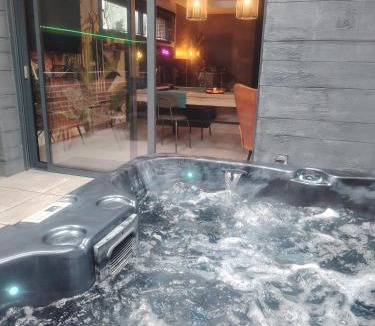 La Gorgue Bed & Breakfast | Station des Plaisirs LOVEROOM