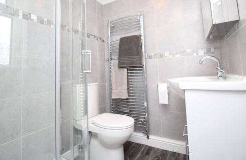 Morley Other | Station House - 3 Bed that Sleeps 5.