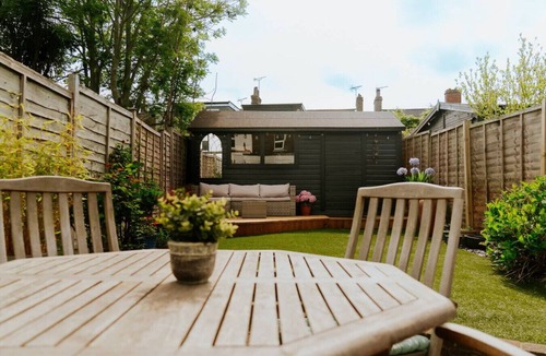 Horsham House | Station House Horsham