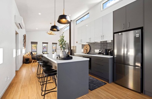 Mansfield House | Station House - Mansfield - Sleeps 8