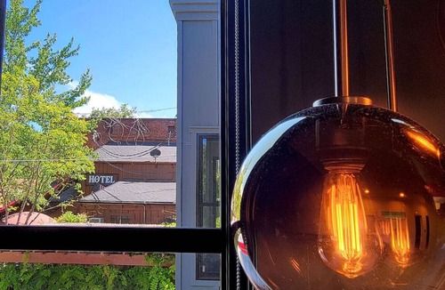 Jacksonville House | Station House Suite A