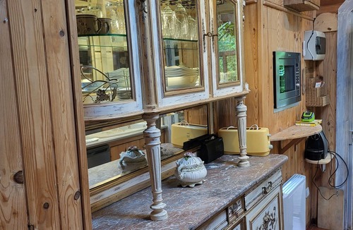 Croisy-sur-Andelle Ski Chalet | Station located in the Andelle valley with space to relax