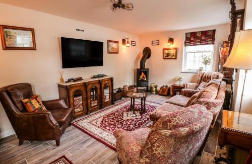 Blakedown House | Station Masters Cottage