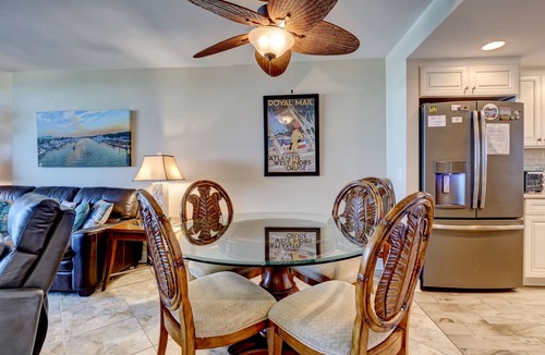 Wrightsville Beach Condo | Station One - 7I Seventh Heaven - Oceanfront condo community pool, tennis