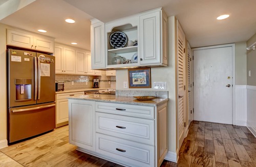 Wrightsville Beach Condo | Station One - 7I Seventh Heaven - Oceanfront condo community pool, tennis