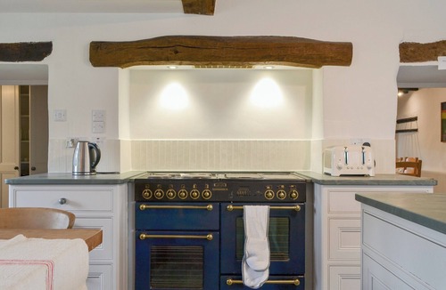 Staveley Cottage | Staveley Park - UK33713