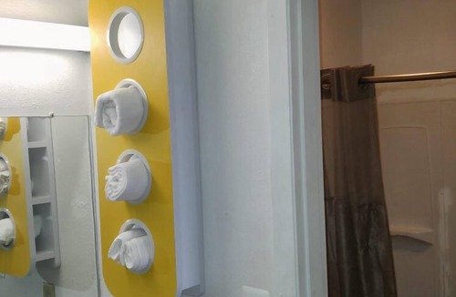 Fredericksburg Hotel | Stay 4 Less