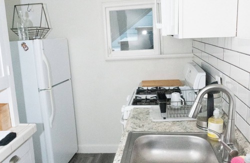 Piedmont Avenue Apartment | STAY 5 MINUTES AWAY