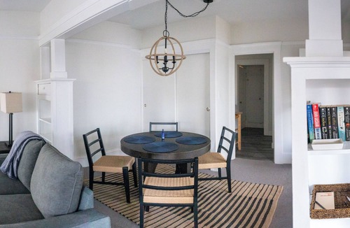 Piedmont Avenue Apartment | STAY 5 MINUTES AWAY