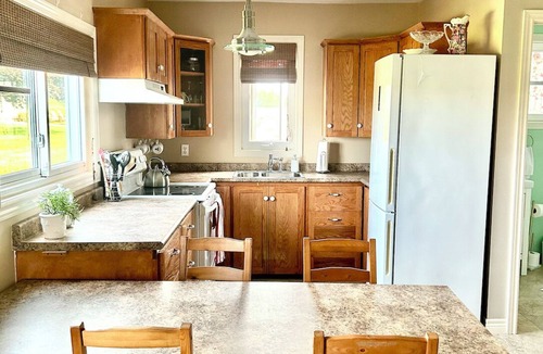 Jordan House | Stay at Jordan Valley Vineyards Barnhouse