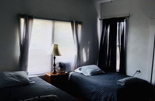 Kingsville House | Stay at Kingsville’s historic district