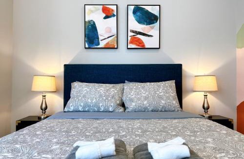 Fairmount Apartment | Stay at Luna on Ridge Ave