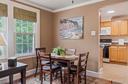 Wayne Apartment | Stay At Our Tasteful, Private, & Elegant Abode