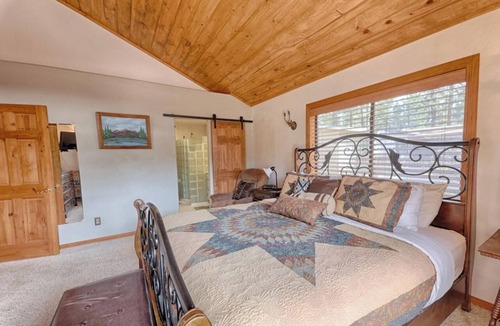 Pinetop-Lakeside Cabin | Stay At Rainbow Lake - Waterfront Cabin w/Private Dock, Hot Tub & Game Room