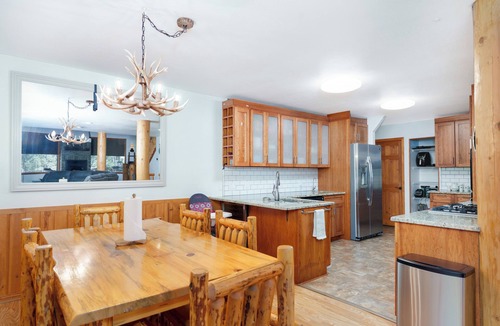 Pinetop-Lakeside Cabin | Stay At Rainbow Lake - Waterfront Cabin w/Private Dock, Hot Tub & Game Room