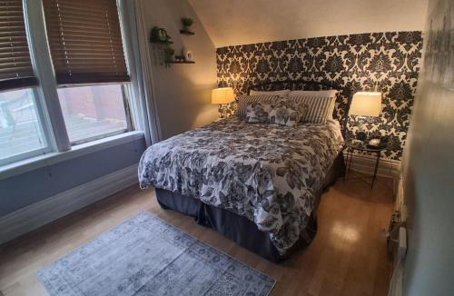 London Bed & Breakfast | Stay at Red Door Bed and Breakfast