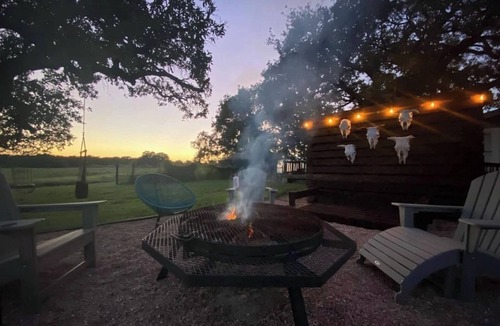 Llano House | Stay at the 1905 TX Farmhouse Cowboy Pool+Fire Pit