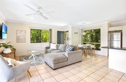 Kewarra Beach Apartment | Stay at the Albatross