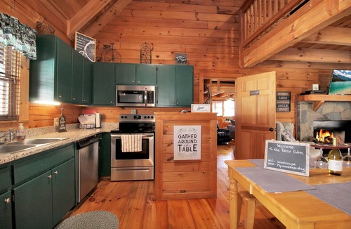 Pine Mountain Valley Cabin | Stay at Woodscape for Memorial Day - Fiber Wifi! - Close to Callaway Gardens