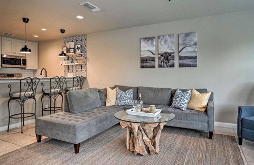 New Braunfels Condo | STAY AWHILE!