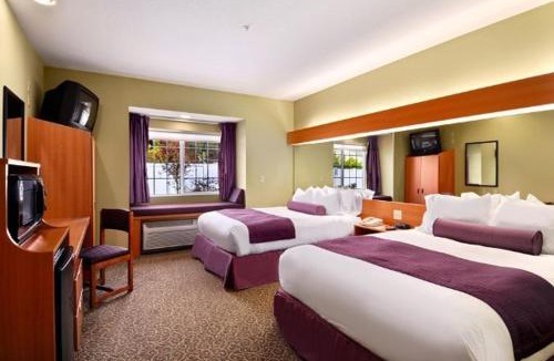 Elma Hotel | Stay Beyond Inn & Suites