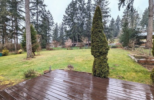 Allyn-Grapeview House | Stay By The Bay