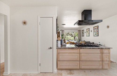Rosedale House | Stay Central Ride the Trail Experience Austin With focus on healthy home living!