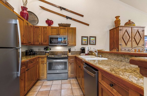 Historic District House | Stay Close to Downtown Breck, Great Amenities, Private Garage!