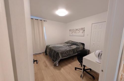 Longueuil House | Stay close to Montreal