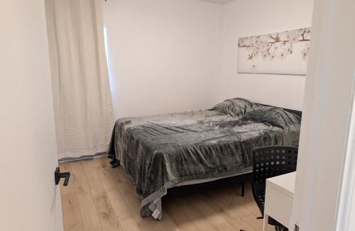 Longueuil House | Stay close to Montreal