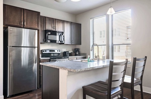 Mile Square Apartment | Stay Downtown! Modern Indy Condo w/Free Parking