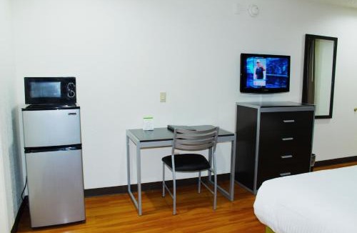 Buckner Terrace - Everglade Park Hotel | Stay Express Inn Dallas - Fair Park/Downtown