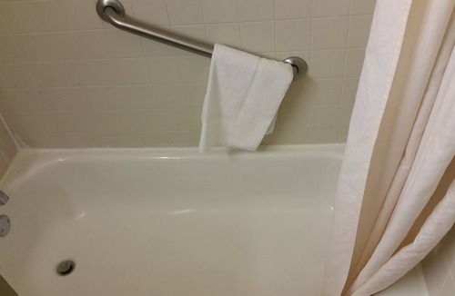 Terrell Heights Hotel | Stay Express Inn Near Ft. Sam Houston