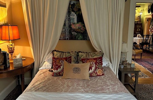 Fairfield Historic District Bed & Breakfast | Stay Fairfield - Fairfield Place and Fairfield Manor Bed & Breakfast