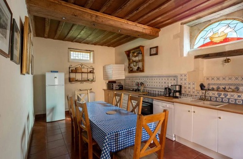 Saint-Martin-des-Entrees House | Stay in a Damigny Manor in Normandy